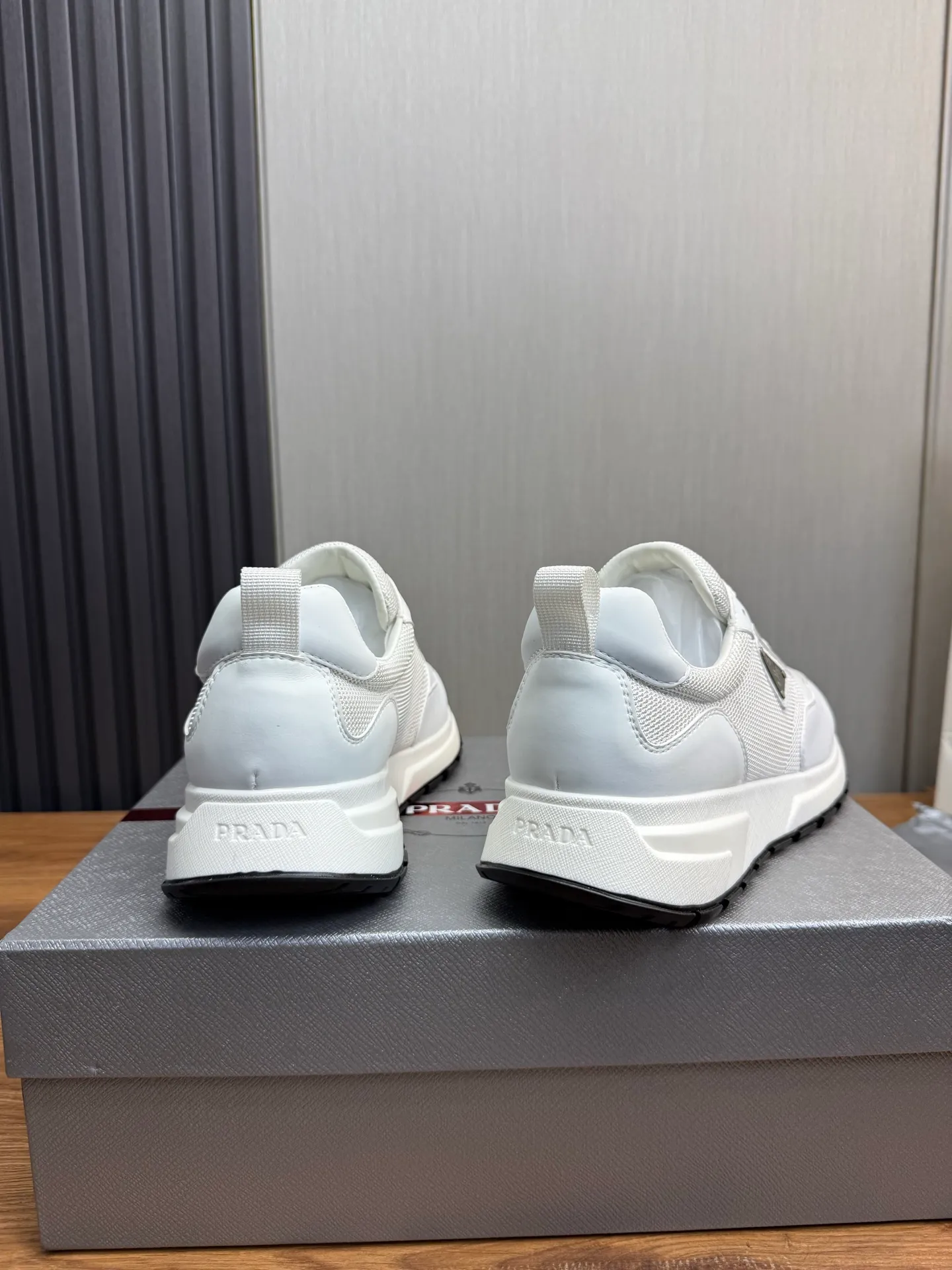 Men's shoes 💰560💰 [PRADA] Popular items in men's shoes counters, synchronized with the official website, high-quality cowhide stitching breathable mesh + cowhide lining, 1🆚1 replica, original sole, 38-45 (customized for 45, non-refundable)